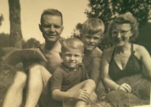 Míša a Jiří Hermanovi se svými synovci