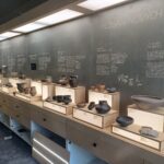 Instalace expozice Archeologie Českého ráje